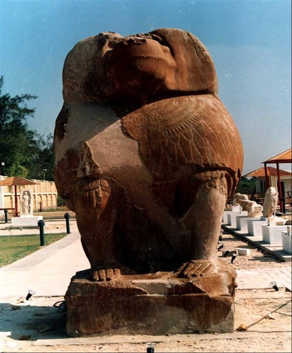 Tour Via Terra dal Cairo a Luxor,Programma Akinaton