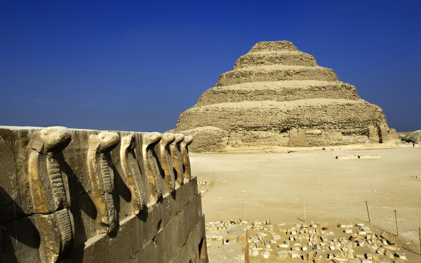 Piramidi, Saqqara e Menfi – Programma Cheope